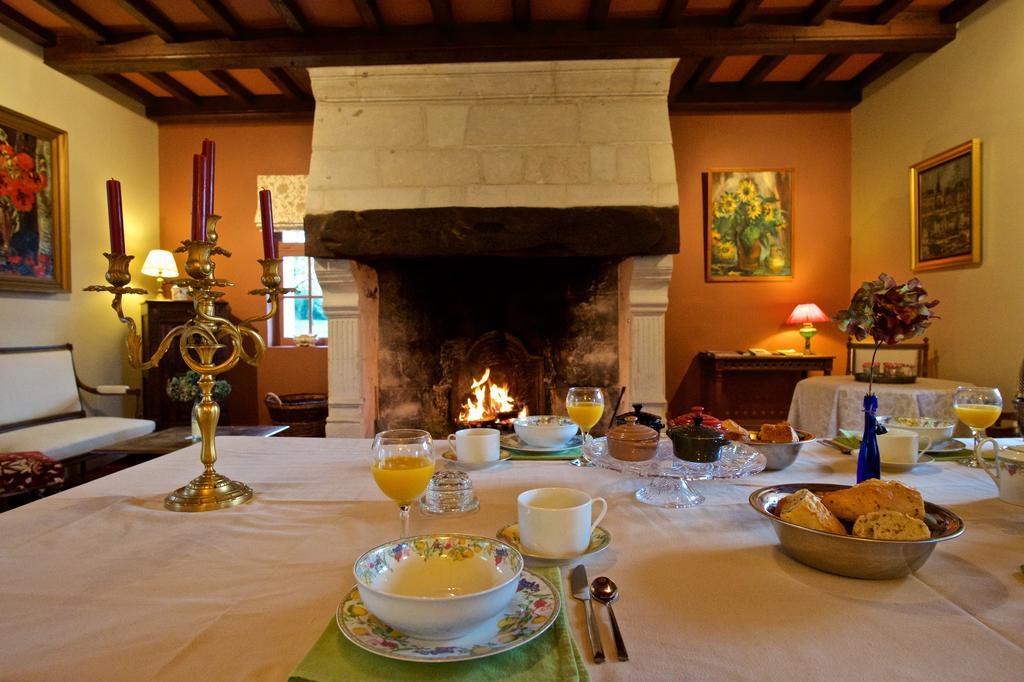 Manoir De La Guerie Bed and Breakfast Ablon Habitación foto