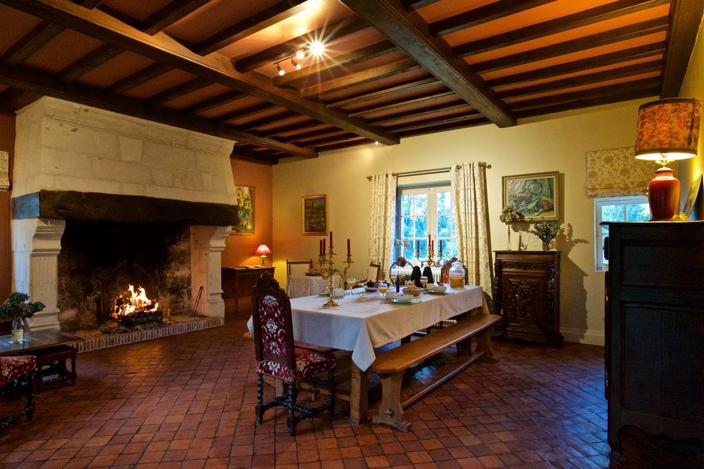 Manoir De La Guerie Bed and Breakfast Ablon Habitación foto